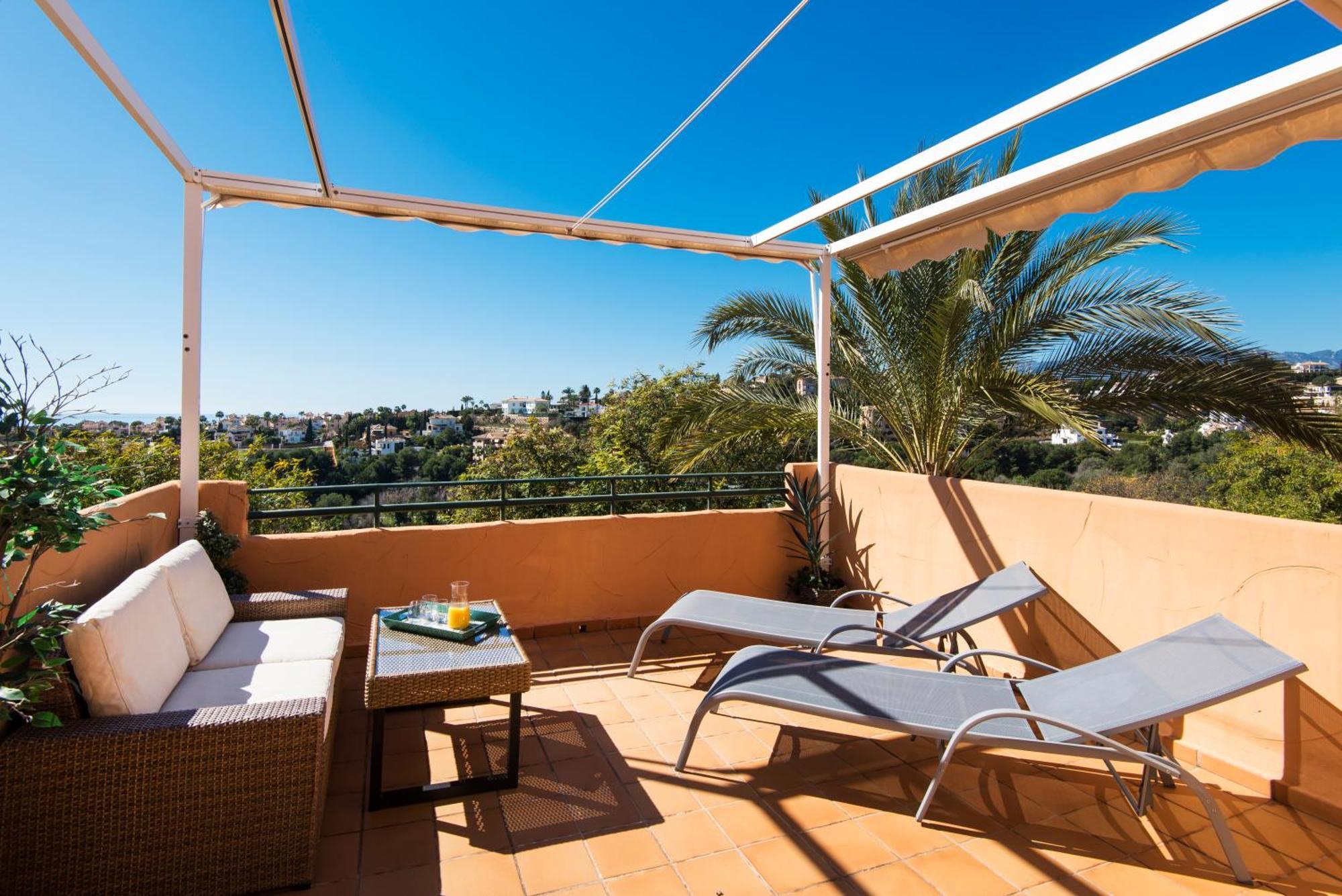Rentandhomes Penthouse Elviria Golf Marbella Eksteriør billede